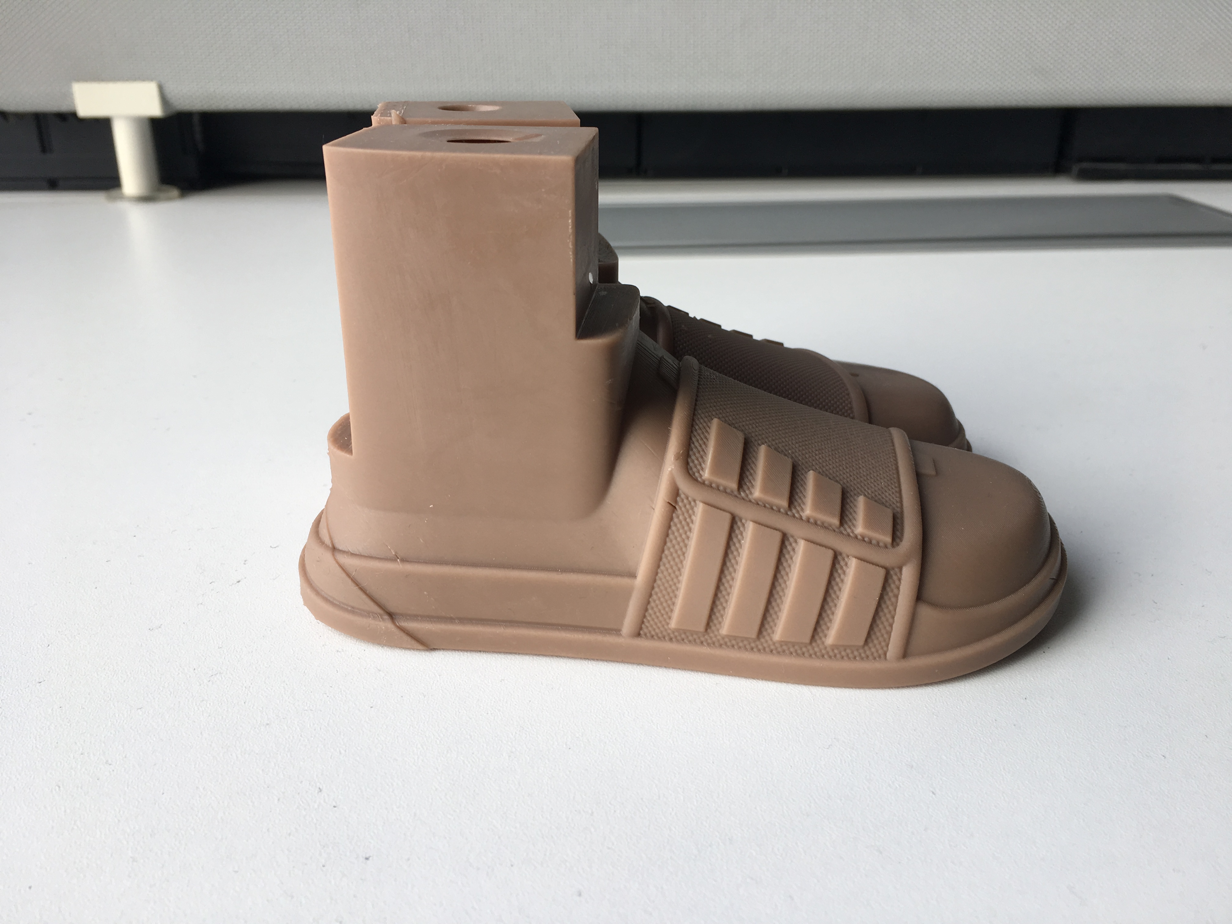 888集团科技鞋模3D打印机助您科技制鞋