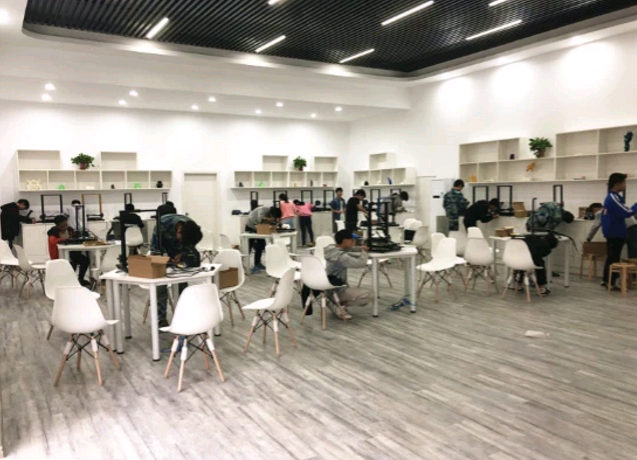 3D打印专业受追捧 888集团湖南与江西湘东中等专业学校合作办学实现共赢